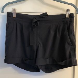 Lululemon spring break away short